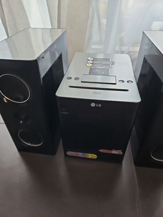 Equipo de música LG