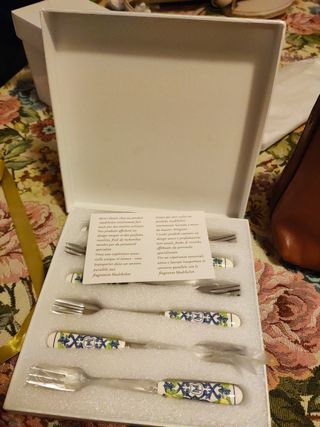 Forchettine madrhelen