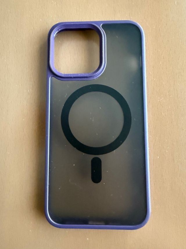 Funda para iPhone 14 Pro Max morada