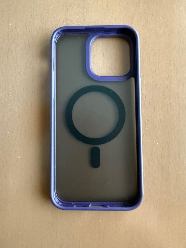 Funda para iPhone 14 Pro Max morada