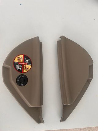 Tapas laterales salpicadero megane 2