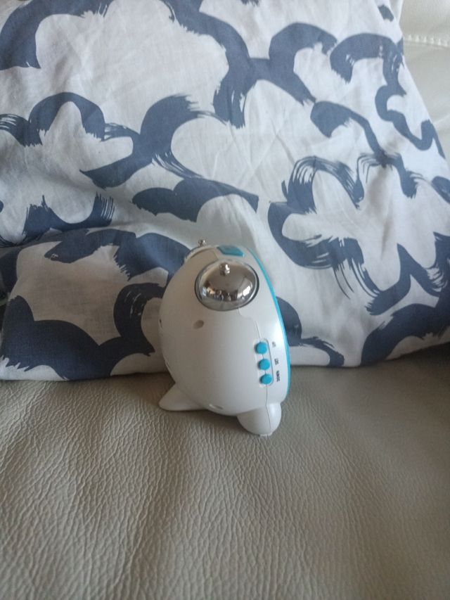 Reloj despertador digital azul