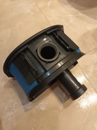 ASPIRADOR CON DEPÓSITO DE AGUA