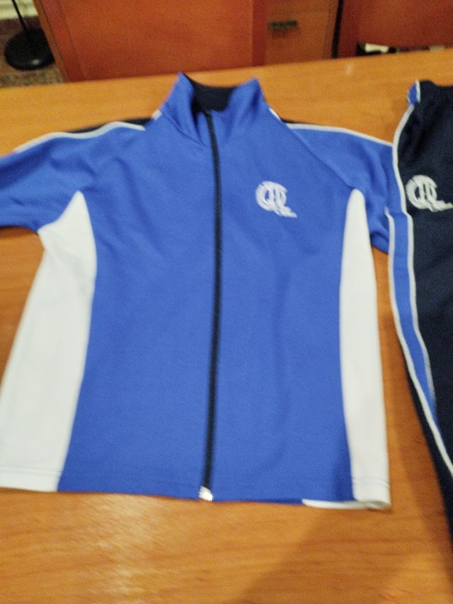 Chandal centro educativo vicencianos