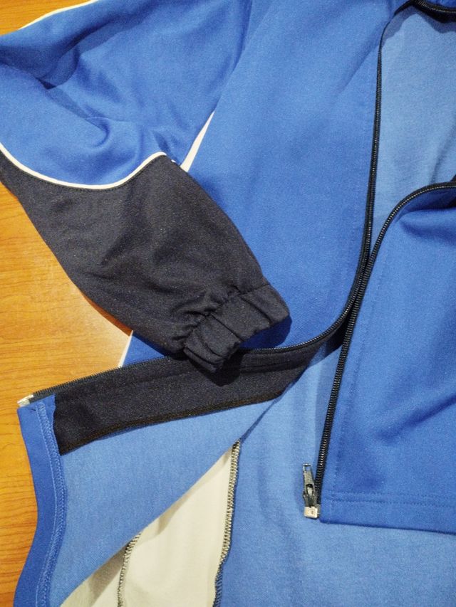 Chandal centro educativo vicencianos