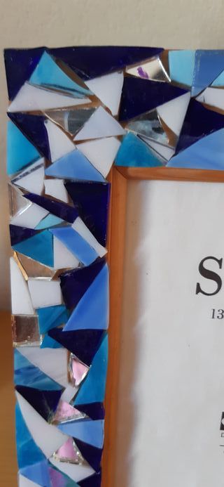 Cornice da tavolo in mosaico blu e azzurro