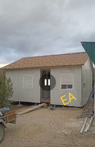 CASA PREFABRICADA.