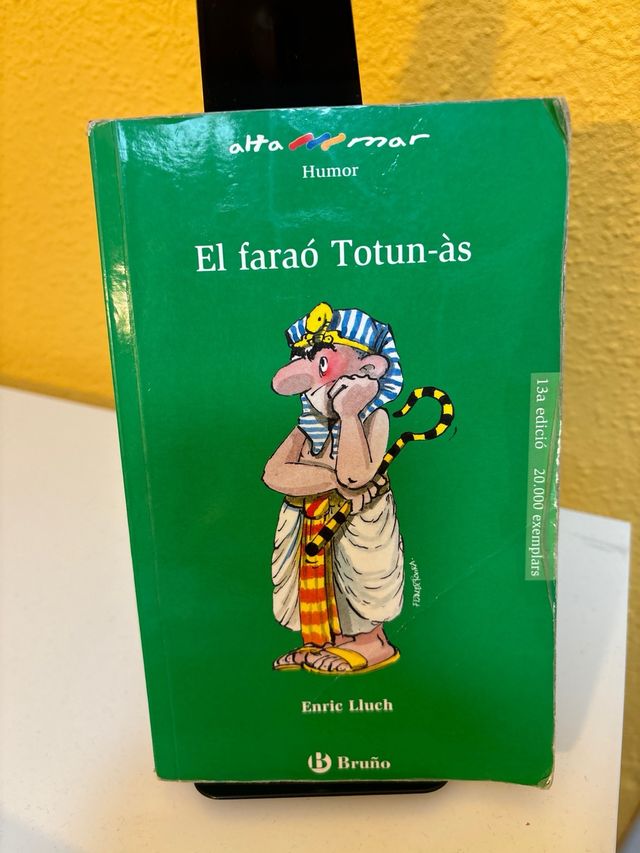 Libro “ El faraó Totun-às”