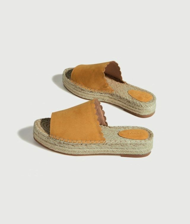 Sandalias plataforma serraje mostaza,OYSHO.Talla39