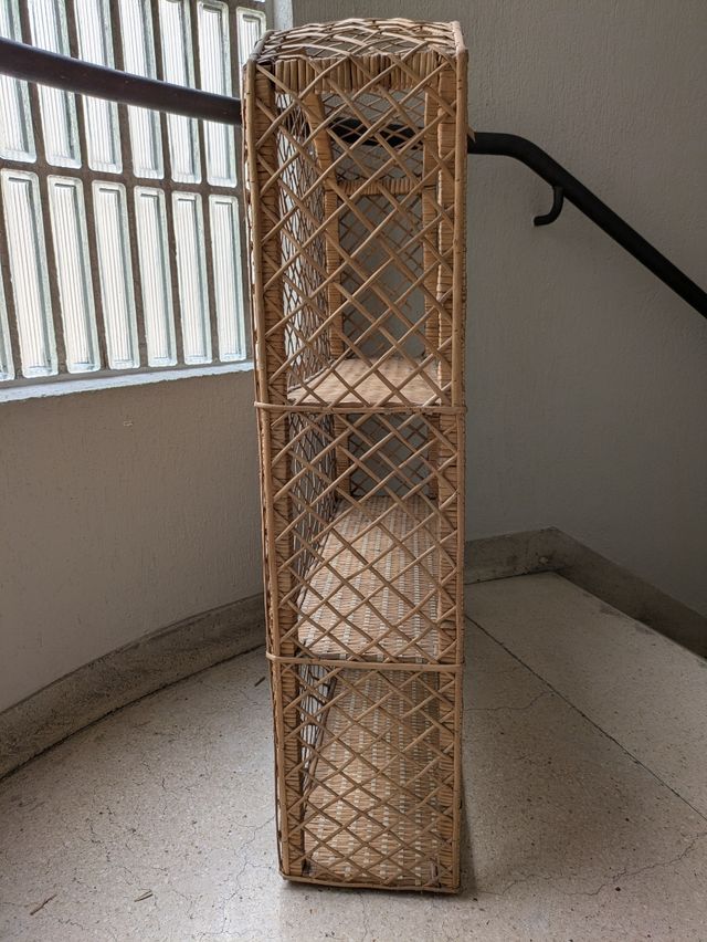 Estantería mimbre