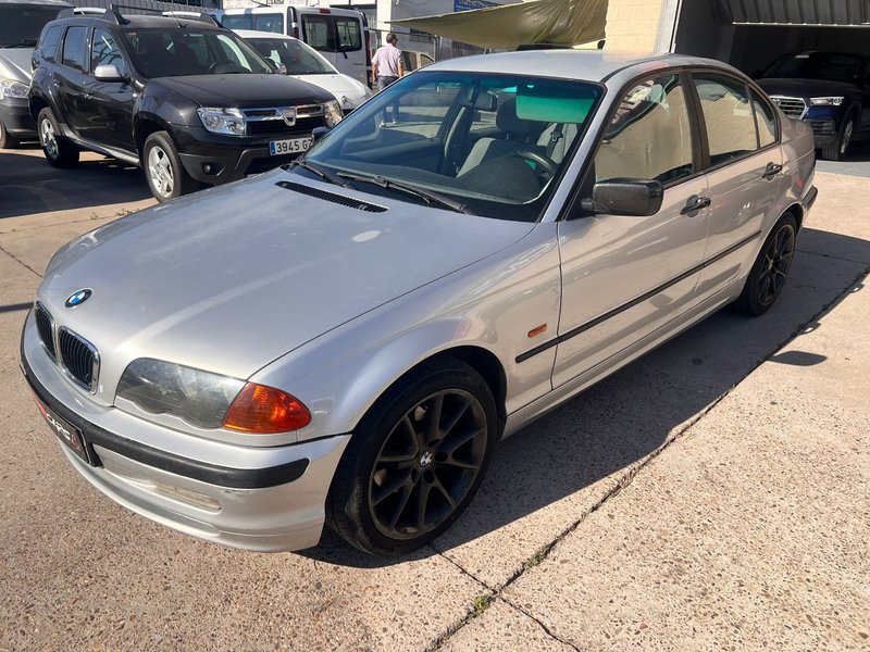 BMW Serie 3 1999, foto 2