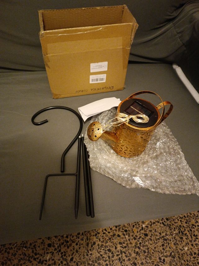 Regadera solar para jardín