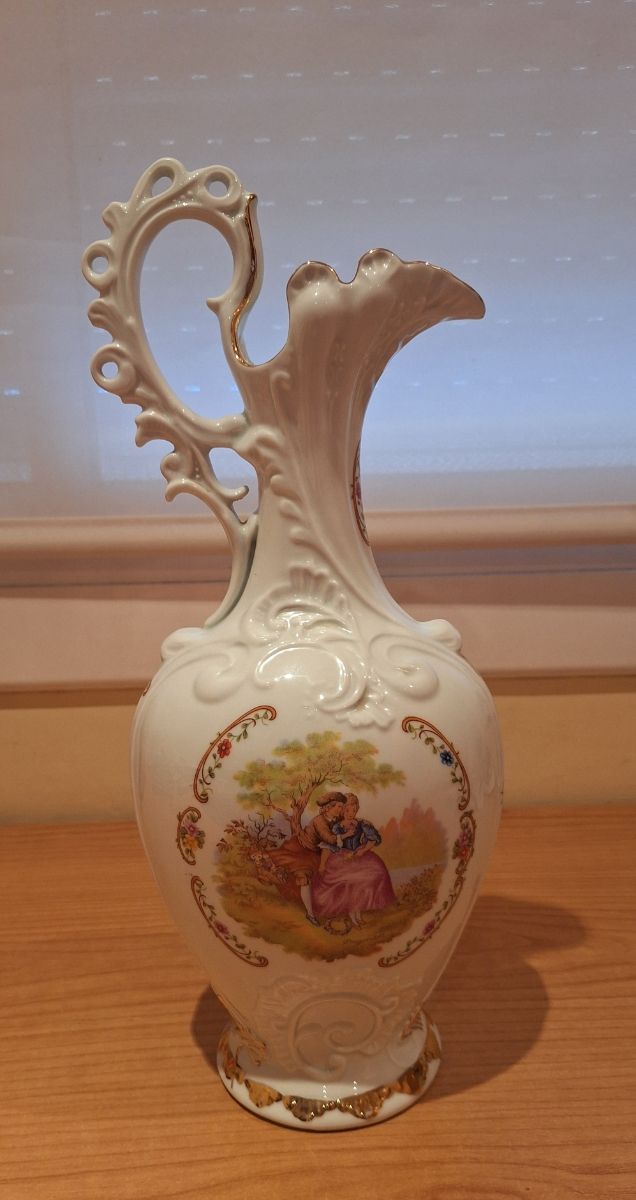 Jarrón de porcelana vintage