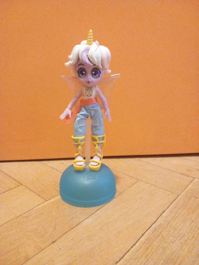 Muñeca tipo coleccion