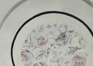 Tavolino rotondo shabby 