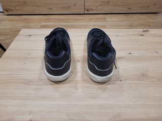 Zapatillas Levis negras