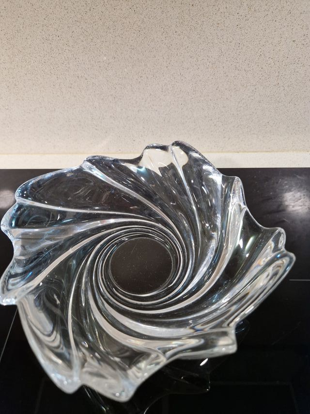 Antiguo centro de mesa de cristal