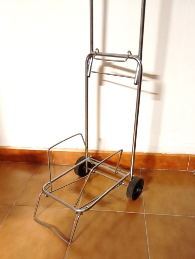 Carro multiusos plegable