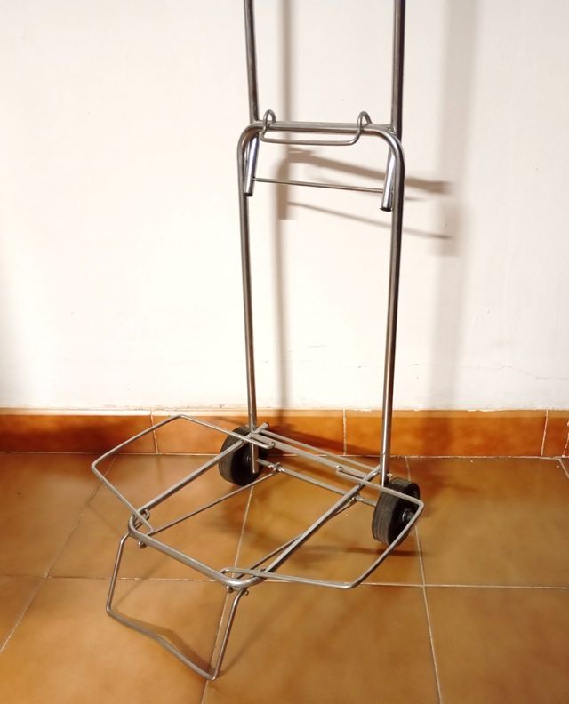 Carro multiusos plegable