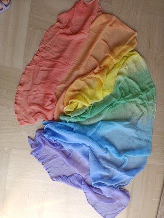 seta crepe arcobaleno dipinta a mano gioco waldorf