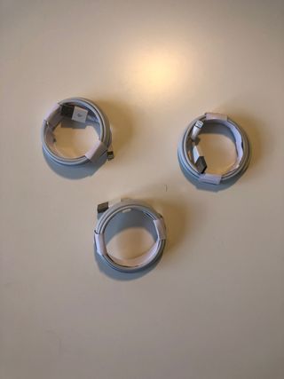 Cargadores Apple (se venden por separado)