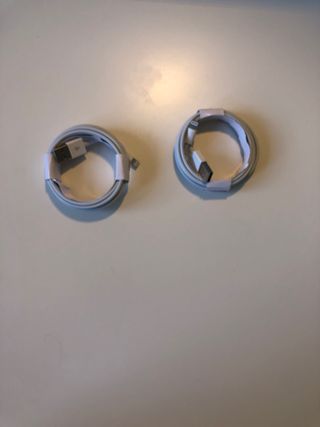 Cargadores Apple (se venden por separado)