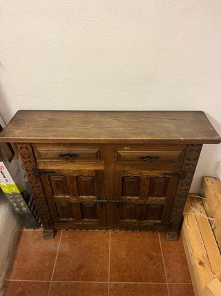 Mueble de madera