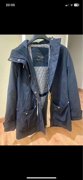 Parka azul marino