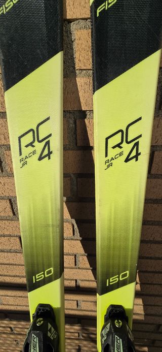 Esquis Fischer RC 4 JR RACE 150 y palos Atomic 105