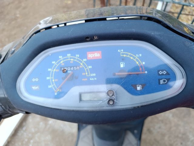 Moto Aprilia, sin documentación