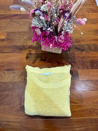 Jersey de punto amarillo