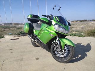 Kawasaki GTR1400 – Recién Revisada y ITV al Día