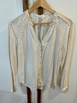 Blusa encaje
