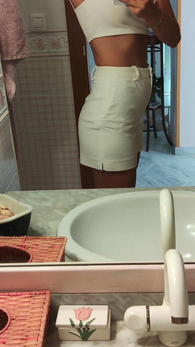 Pantalón corto blanco ZARA