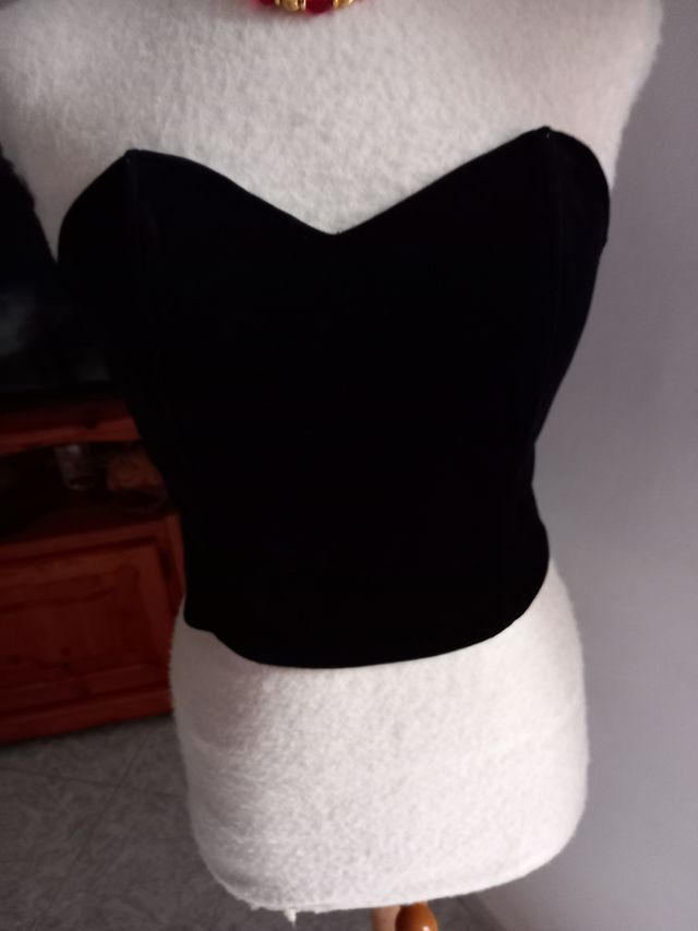 Top sottogiacca nero