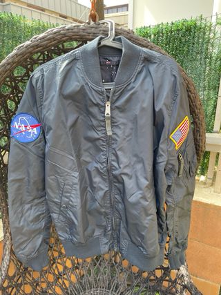 Cazadora bomber de entretiempo de Alpha Industries