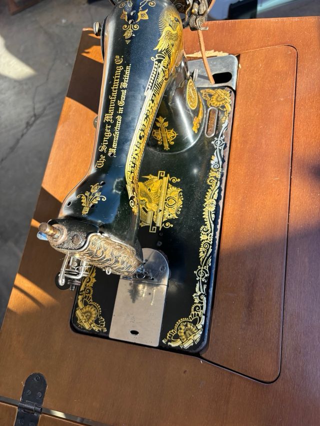 Maquina de coser SINGE