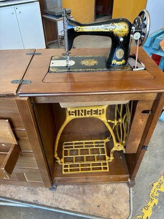 Maquina de coser SINGE