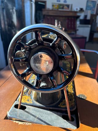 Maquina de coser SINGE