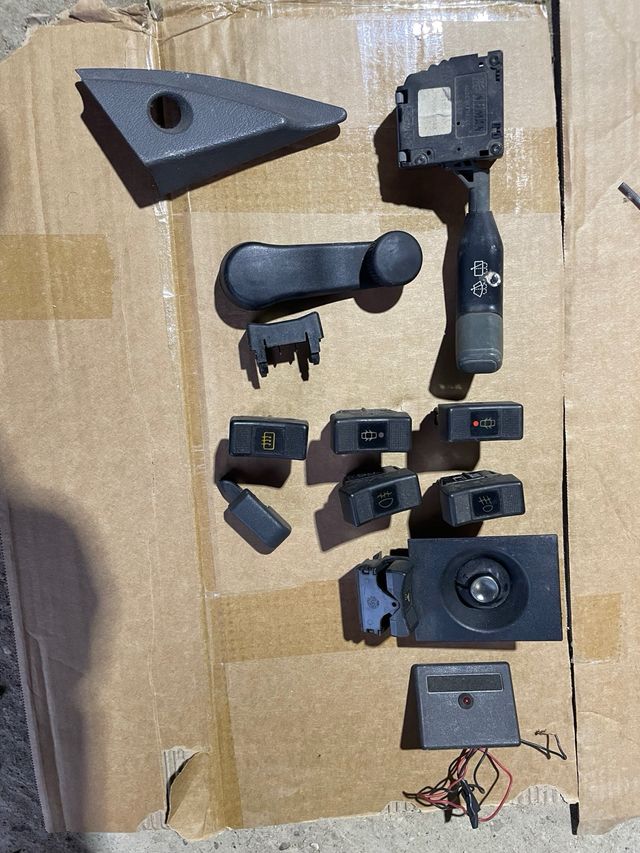 Piezas interior Renault 21