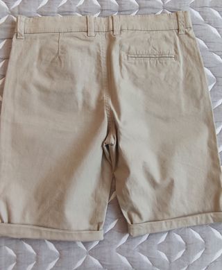 Bermuda chino