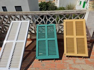 Lacado de puertas y muebles 640064312