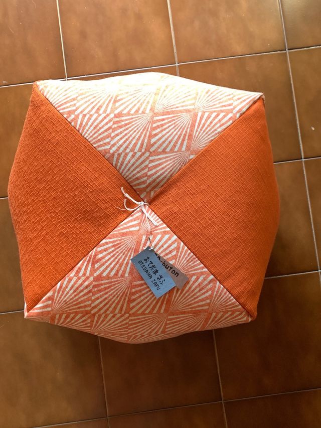 Zafu cuscino da pavimento arancione