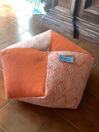 Zafu cuscino da pavimento arancione