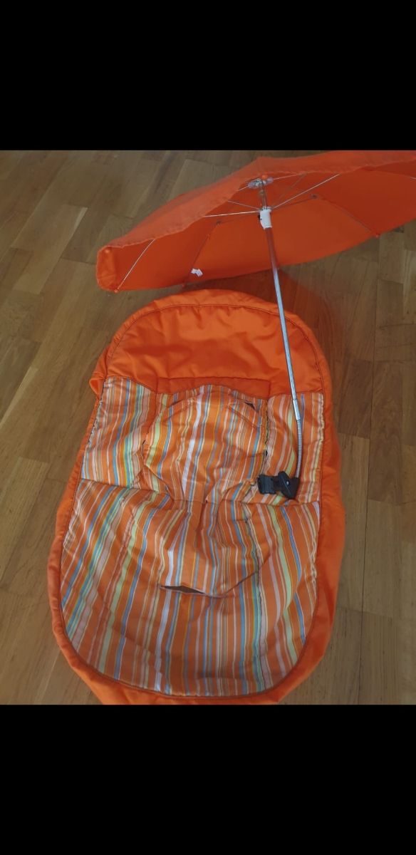 Funda universal y sombrilla