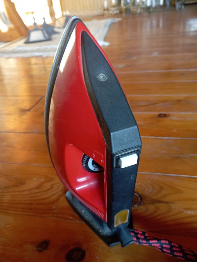 Ferro da stiro Monix