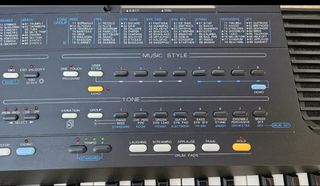 Teclado Roland E-66 Itelligent Synthesizer