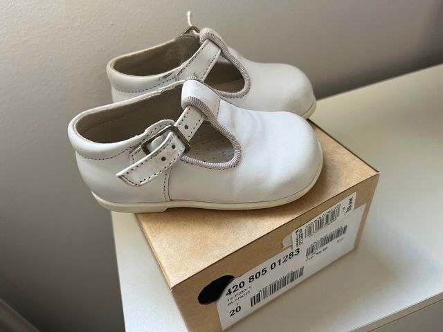 Zapato niño piel blanco