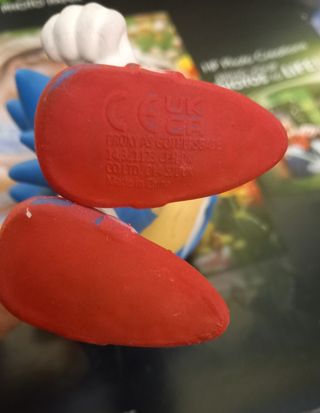 Muñeco sonic sega elástico 