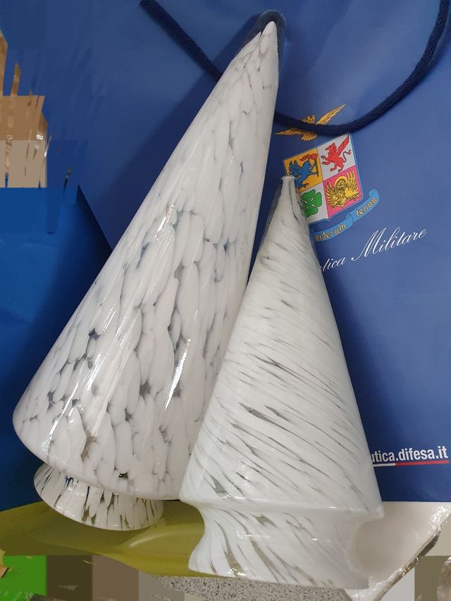 Coppia coni vetro vuoti